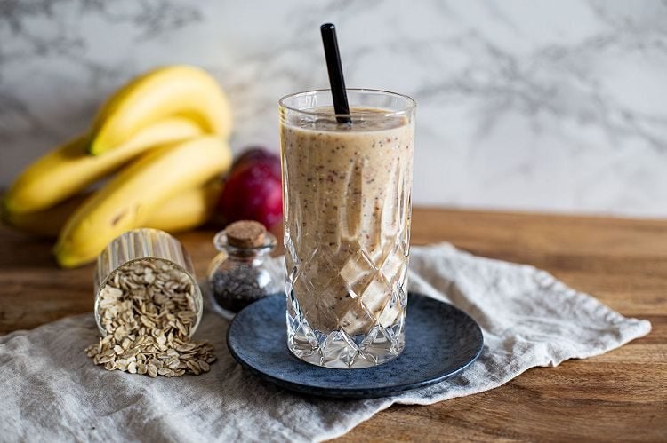 Fruchtiger Pfirsich Chiasamen Smoothie