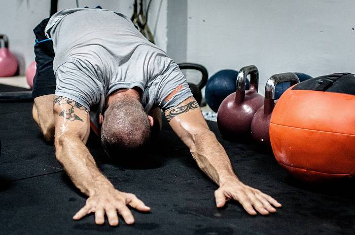 Wie du dich aufwärmen solltest, um Verletzungen zu vermeiden und deine Trainingseinheiten zu meistern