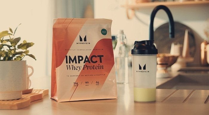 Was ist Whey Protein? | Wirkung, Nebenwirkungen & Dosierung
