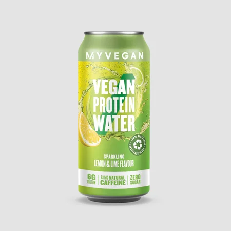 Veganes Protein-Wasser mit Sprudel